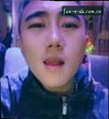 李伟